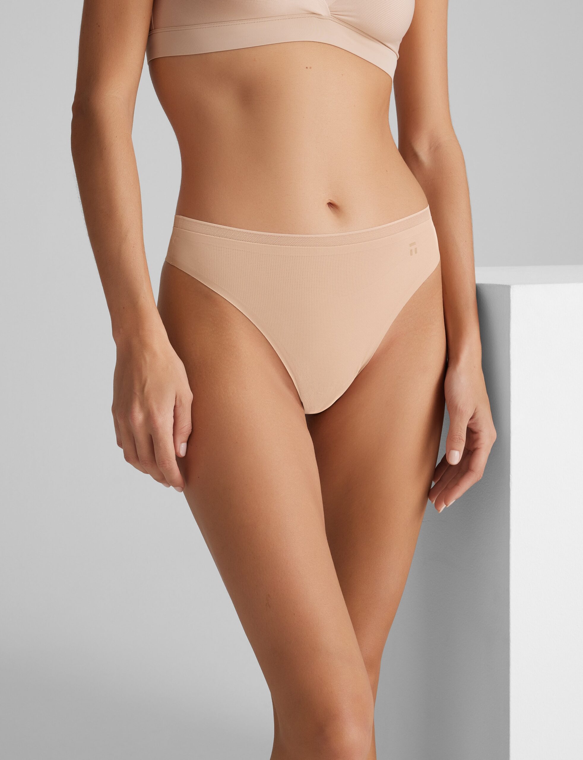 Women's Air Thong (5-Pack) - Image 3