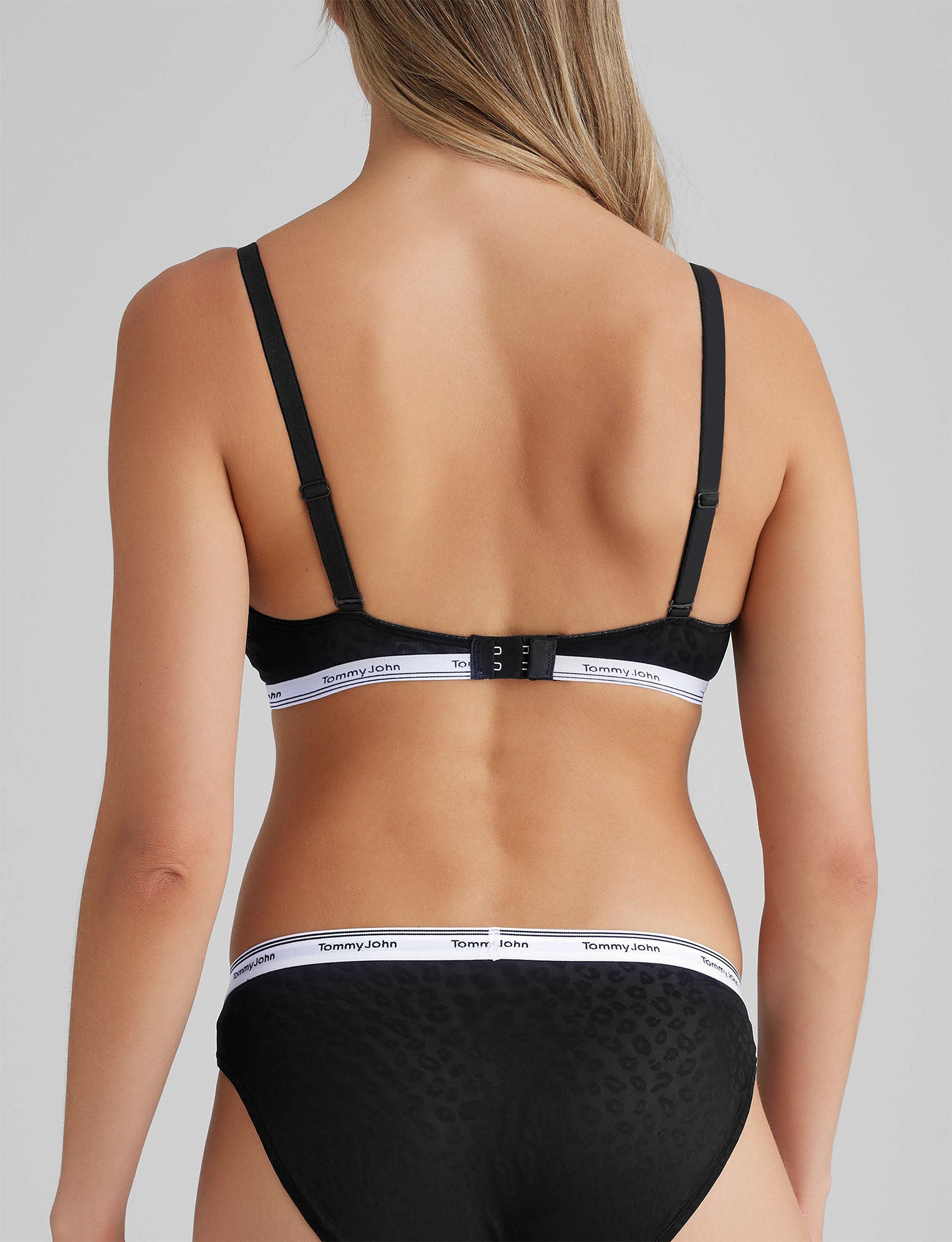 Signature Comfort Lace Triangle Bralette - Image 4