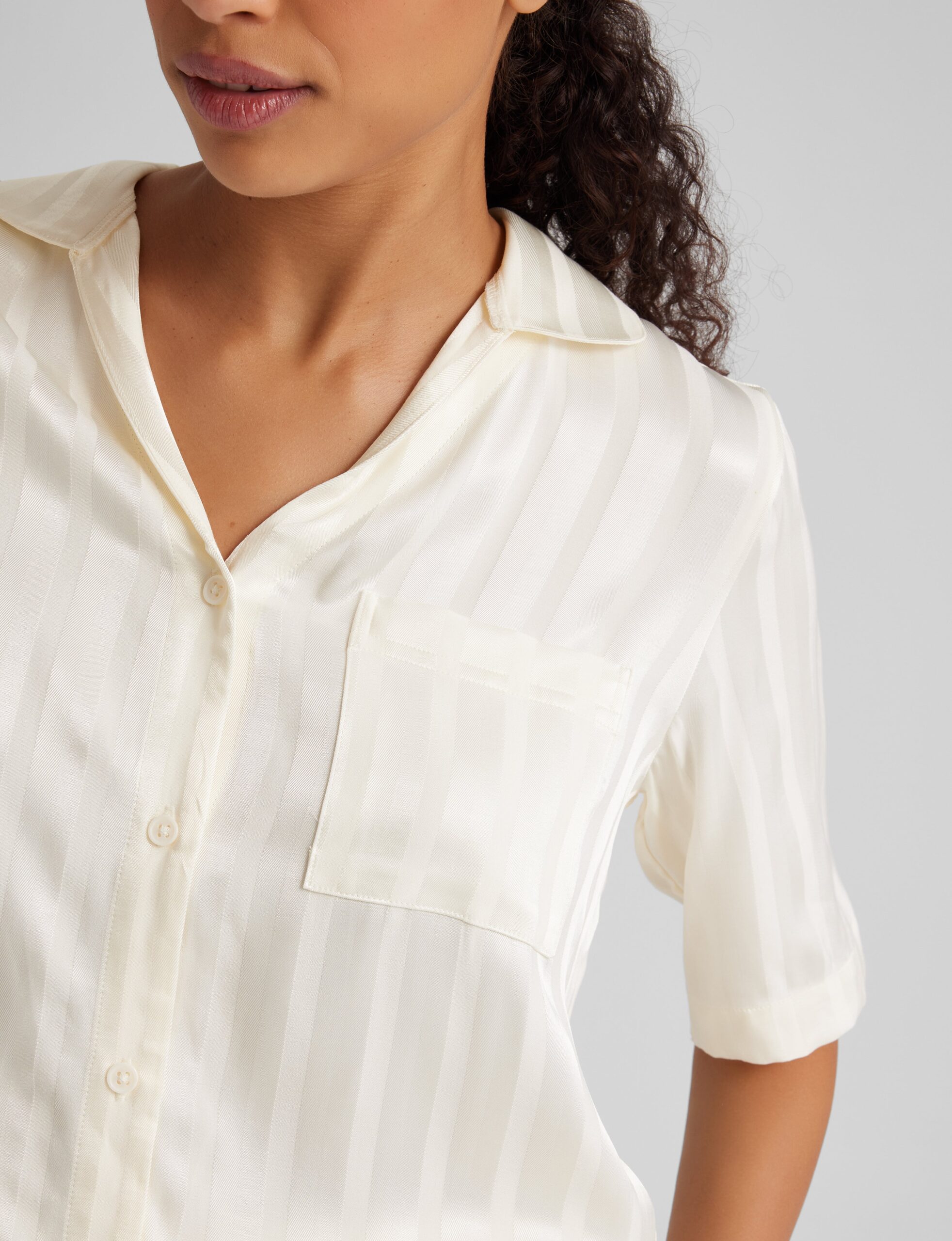 Women's Satin Jacquard Pajama Top & Short Set - Image 6